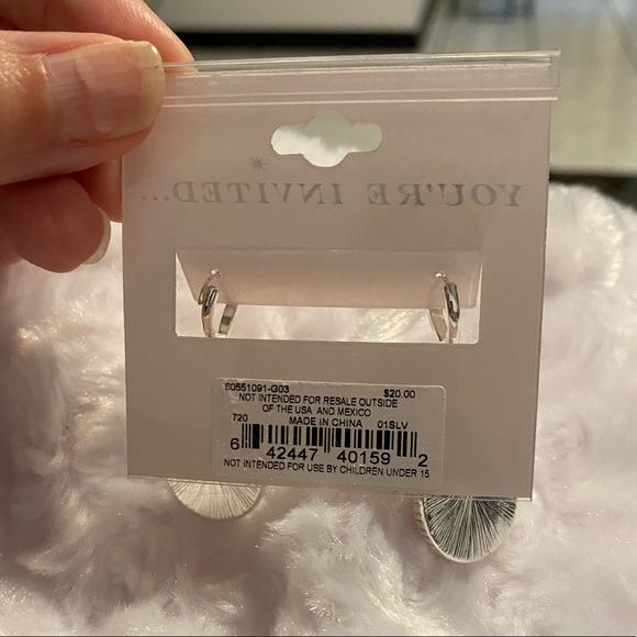 You’re Invited White Faux Pearl Drop Pierced Earrings - Picture 4 of 7